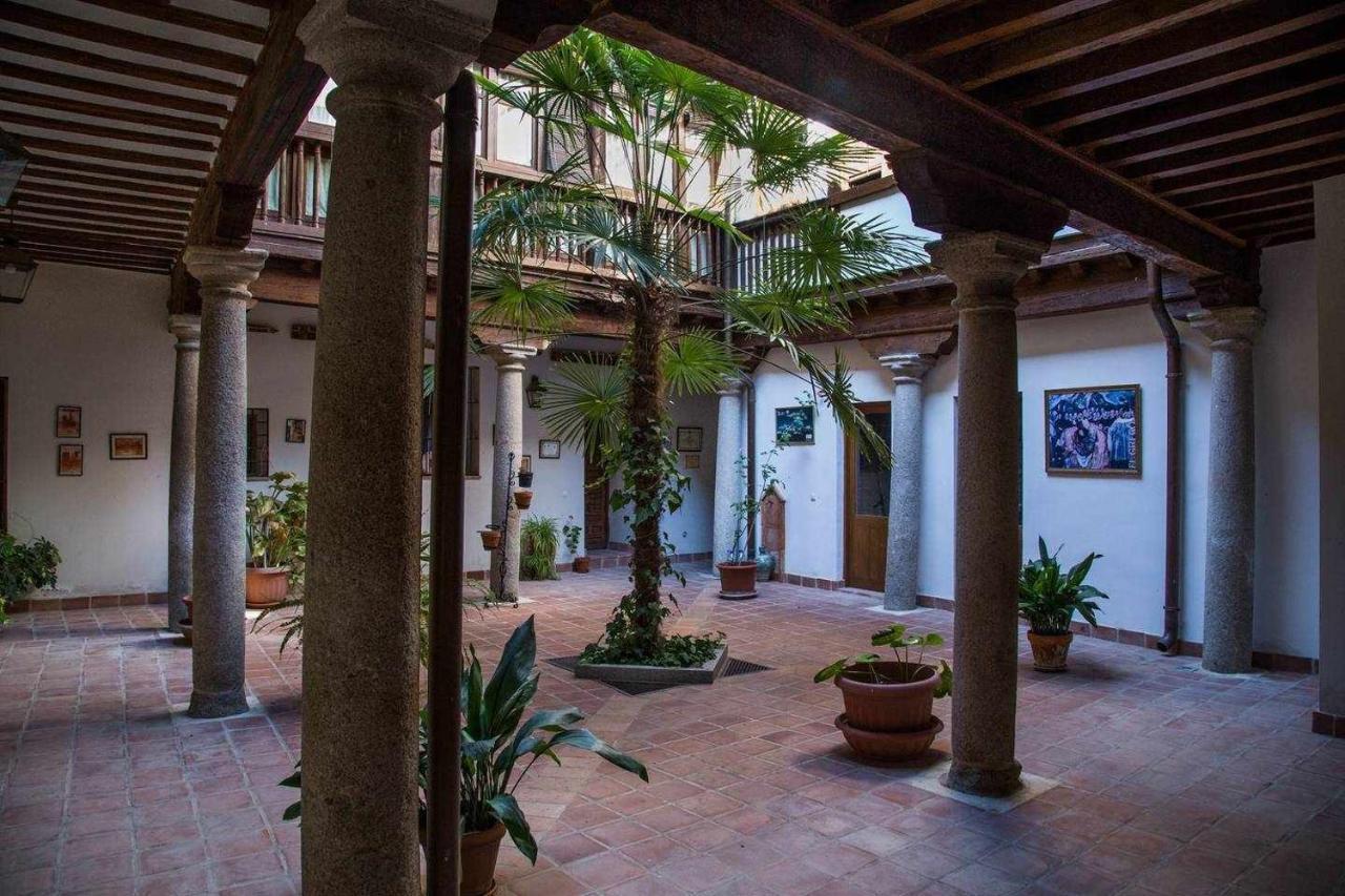 La Casa De Los Infantes By Toledo Ap Kültér fotó